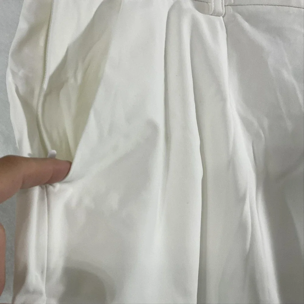 Soothfeel Shorts Mens 40 White Chino Pleated‎ Microfiber Zip Fly Pockets